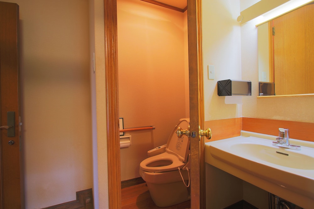 スタンダードファミリールーム (202) 客室2 | 旅籠椿屋