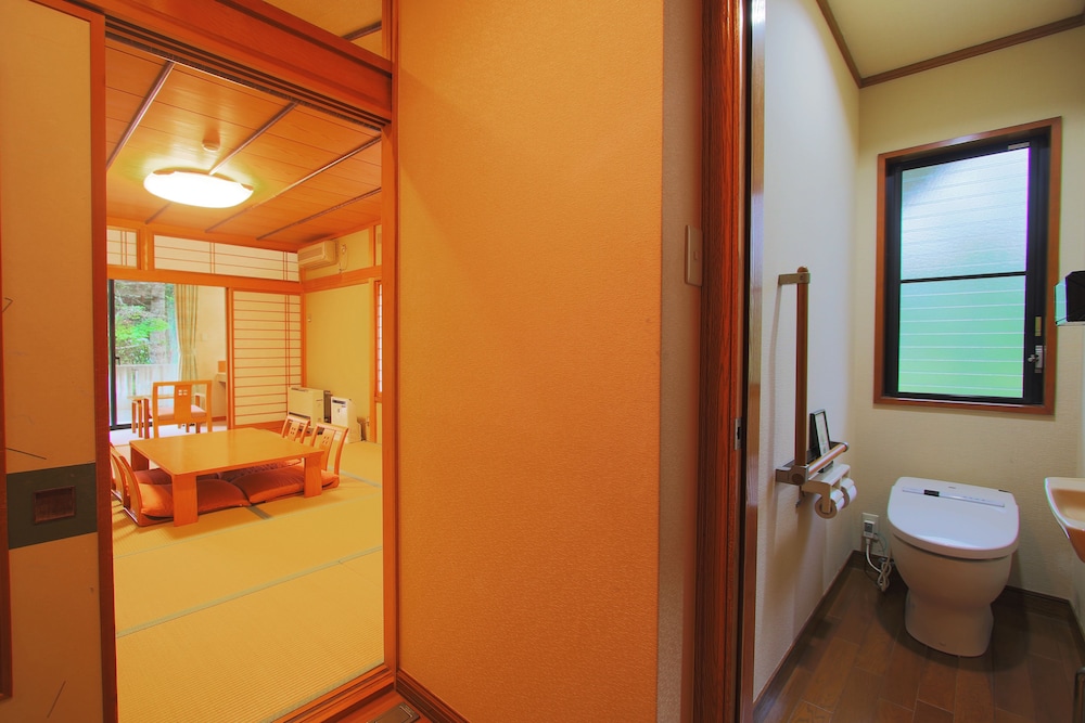 スーペリアファミリールーム (103) 客室1 | 旅籠椿屋