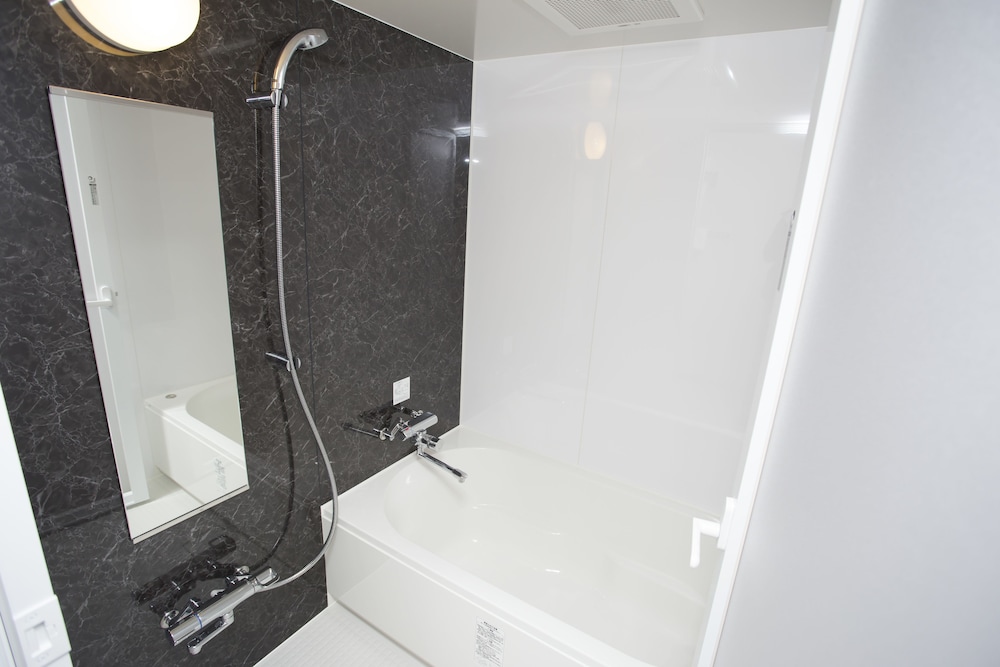 ツインルーム バスルーム0 | ホテル ランタナ大阪