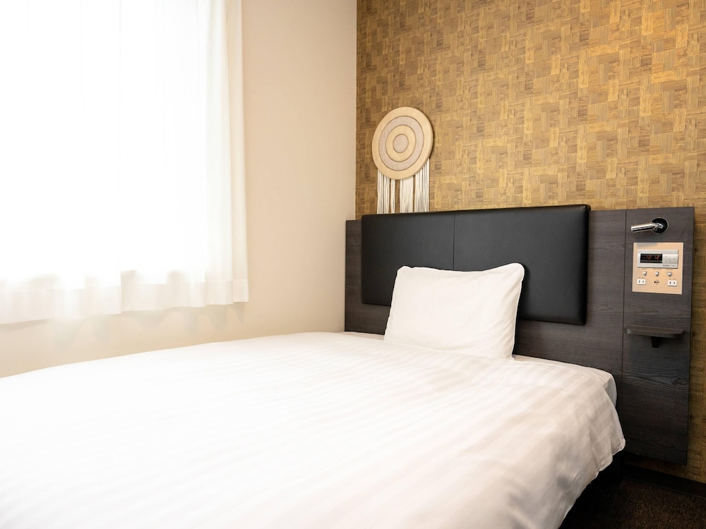 スタンダード ルーム ダブルベッド 1 台 禁煙 客室5 | コンフォートホテルERA伊勢