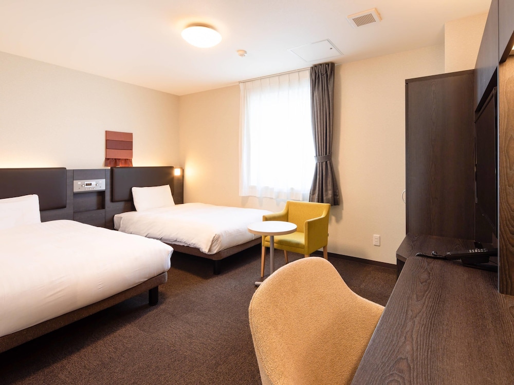 スタンダード ルーム シングルベッド 2 台 禁煙 客室4 | コンフォートホテルERA伊勢