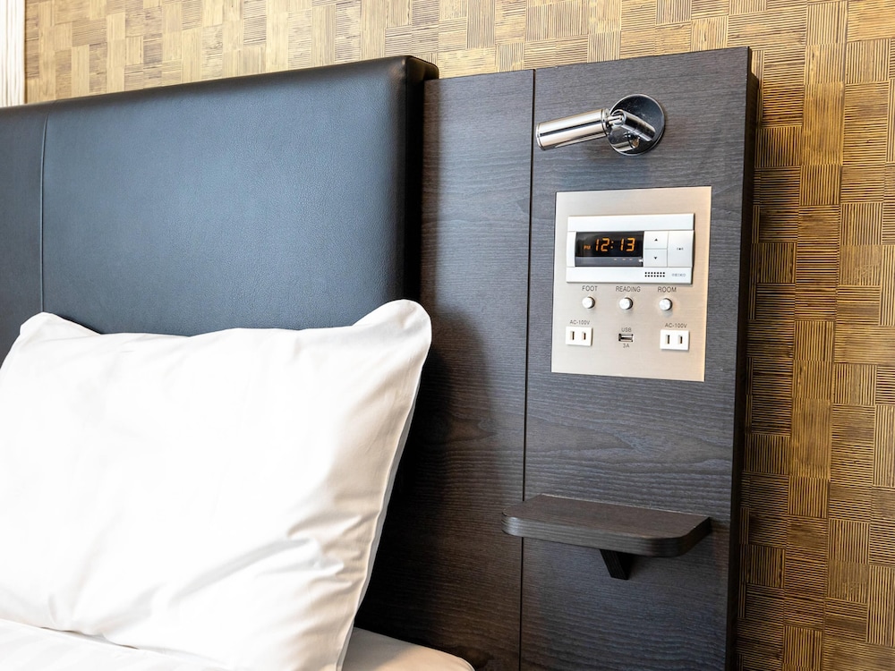 スタンダード ルーム ダブルベッド 1 台 禁煙 客室6 | コンフォートホテルERA伊勢