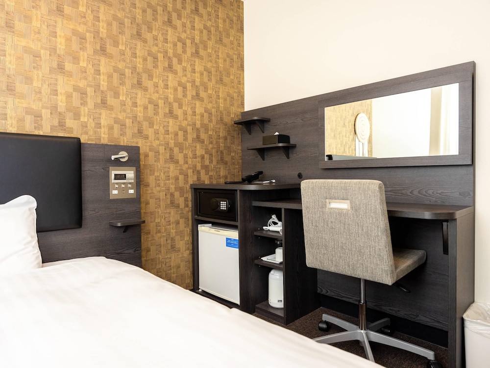 スタンダード ルーム ダブルベッド 1 台 禁煙 客室7 | コンフォートホテルERA伊勢