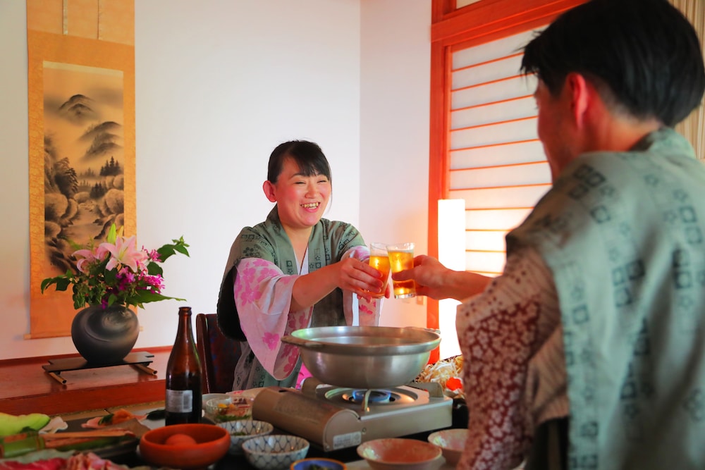 さくら館本館 和室 禁煙 客室1 | さくらさくら温泉