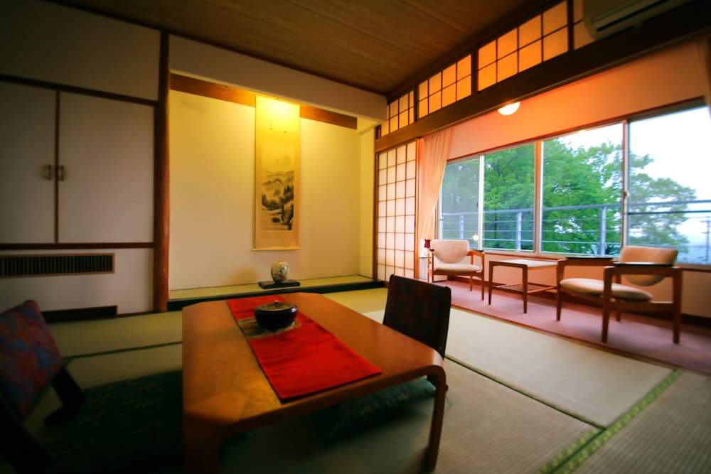 さくら館本館 和室 禁煙 | さくらさくら温泉