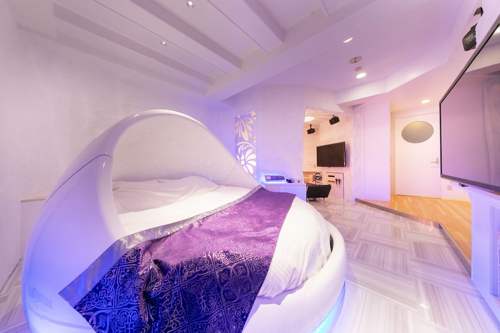 スタンダード ダブルルーム 客室5 | ホテルエルディア山梨店 - 大人限定