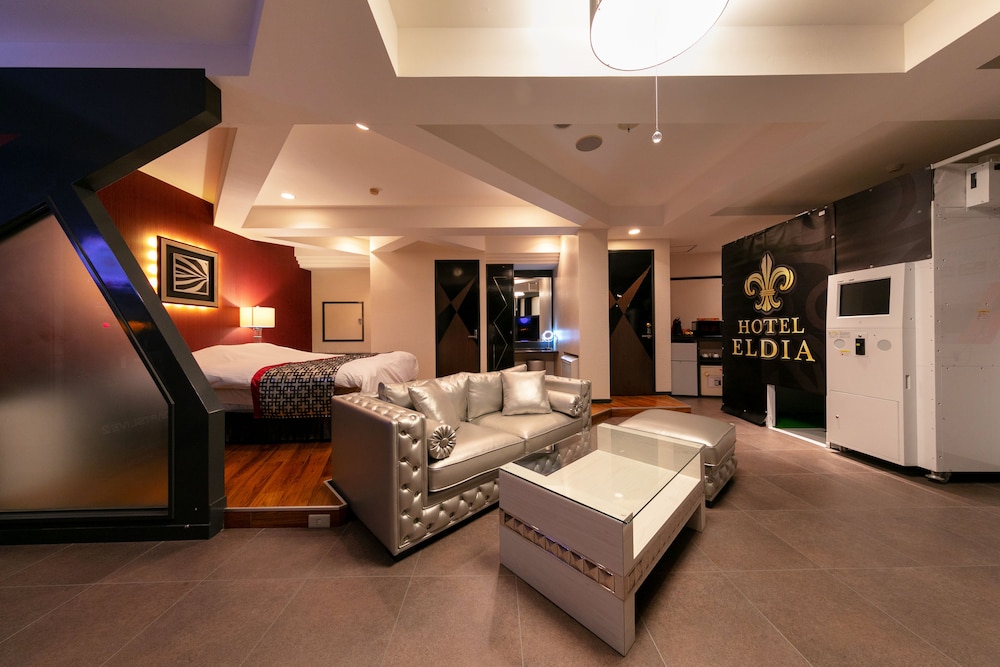 デラックス ダブルルーム 客室1 | ホテルエルディア山梨店 - 大人限定