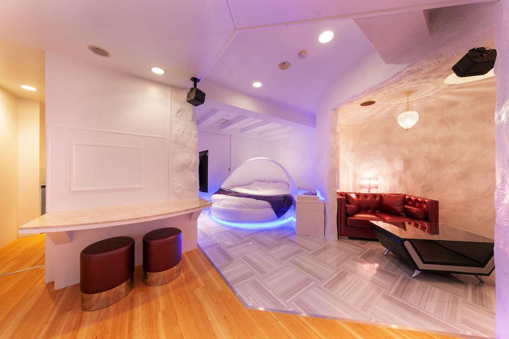 スタンダード ダブルルーム 客室6 | ホテルエルディア山梨店 - 大人限定