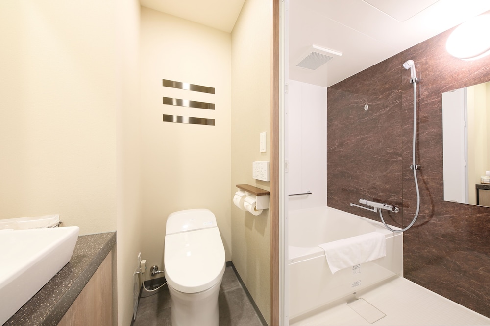 スーペリア ツインルーム 禁煙 バスルーム2 | ホテルSUI赤坂 byABEST