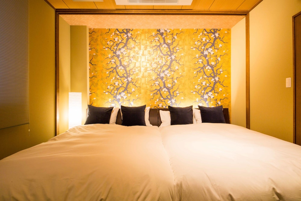 客室1 | 今昔荘 大阪 道頓堀 - 寄合 -