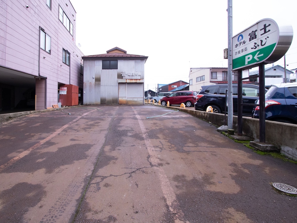 駐車場1 | Tabist ホテル富士