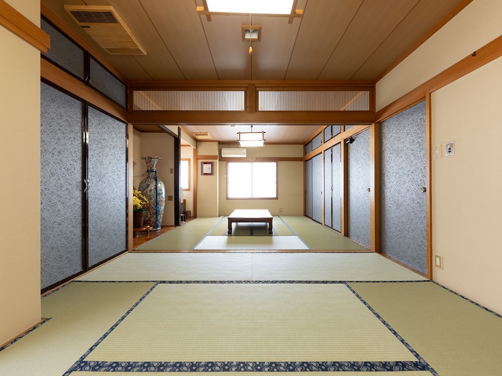 ファミリー ルーム (Japanese Room) 客室3 | Tabist ホテル富士