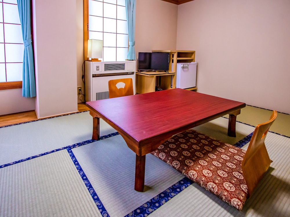 トラディショナル ツインルーム (Japanese Room) 客室2 | Tabist ホテル富士
