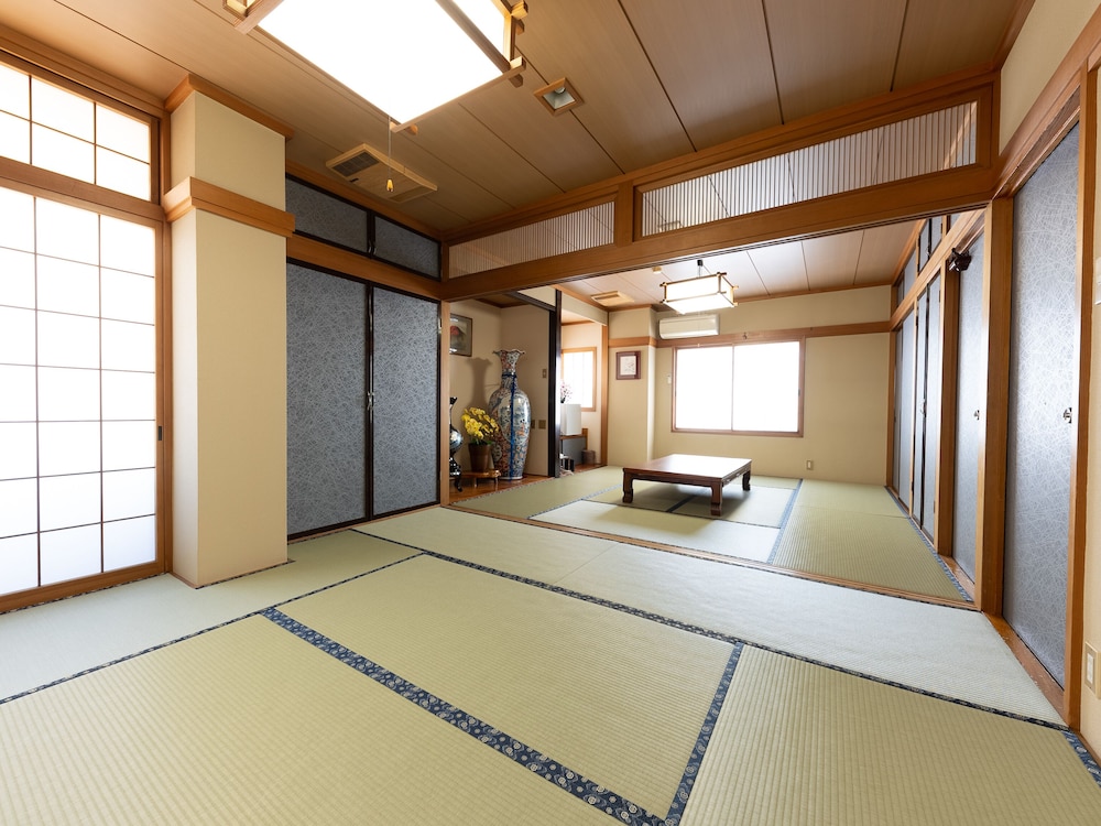 ファミリー ルーム (Japanese Room) 客室4 | Tabist ホテル富士