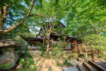 由布院 いよとみ