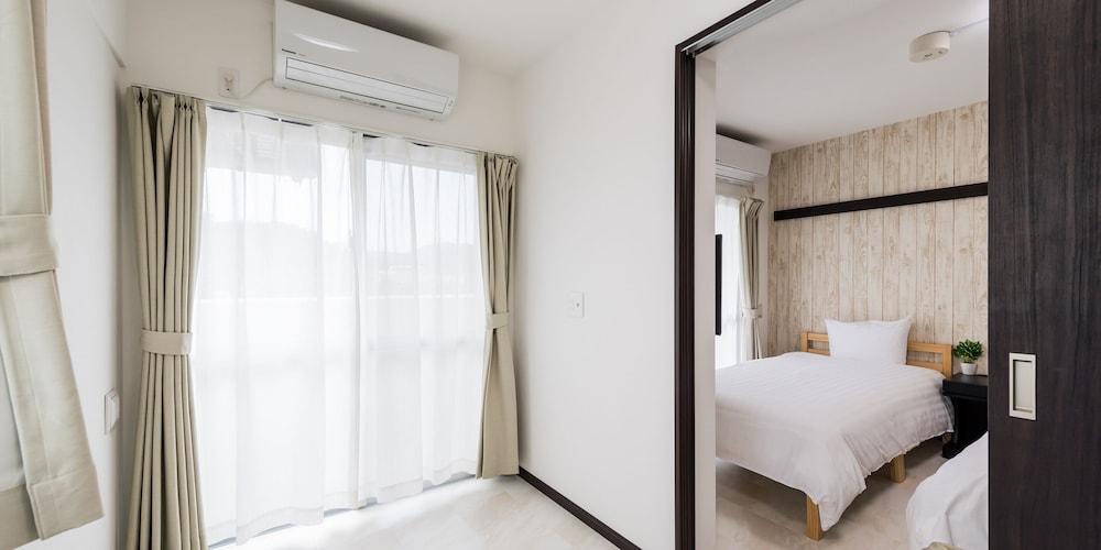 ツインルーム ( B ) 客室16 | ホテルトーマス名護