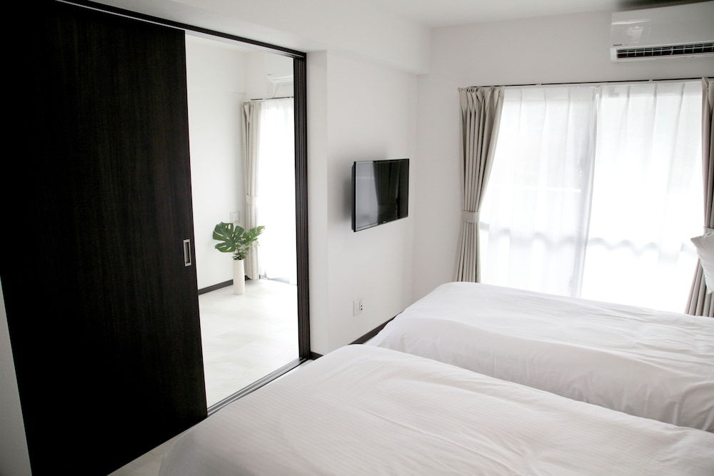 ツインルーム ( B ) 客室2 | ホテルトーマス名護