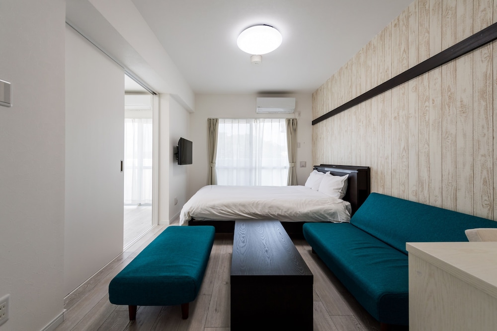 ダブルルーム ( B ) | ホテルトーマス名護