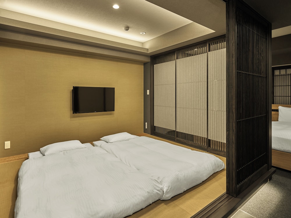 Japanese apartment 客室5 | MIMARU京都 四条WEST(旧 MIMARU京都 西洞院高辻)