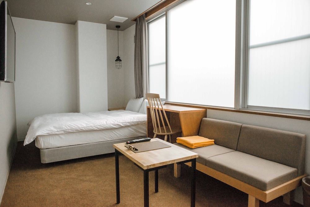ダブルルーム バス /トイレなし 客室3 | WPÜ HOTEL HAKONE