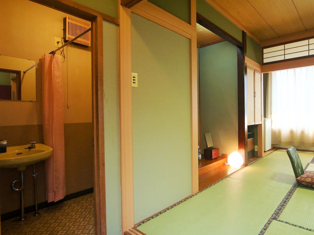 客室1 | ゲストルーム ふる里村工芸館