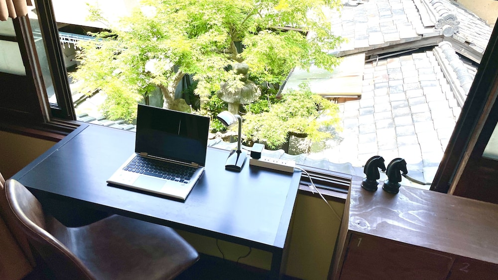 4人部屋 2段ベット付 個室 部屋からの景観0 | Guesthouse KYOTO COMPASS