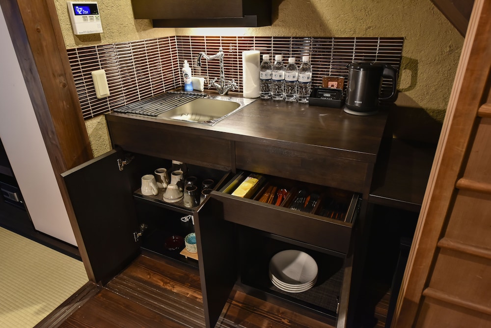 町屋 （1～6名） 専用簡易キッチン1 | 鈴 プレミアム町家　薫風