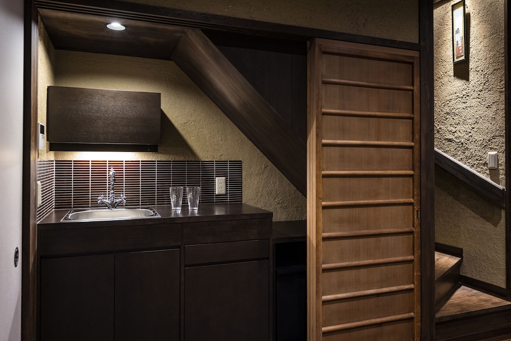 町屋 （7名） 専用キッチン0 | 鈴 プレミアム町家　薫風