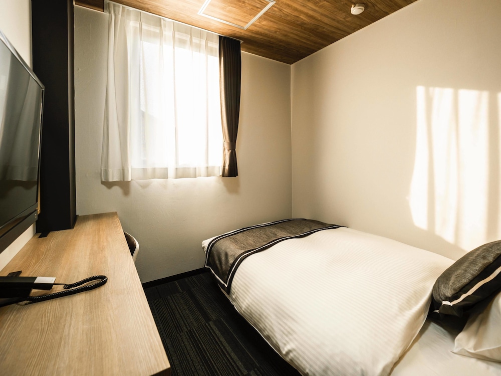 セミダブルルーム 禁煙 | ホテルエリアワン北茨城
