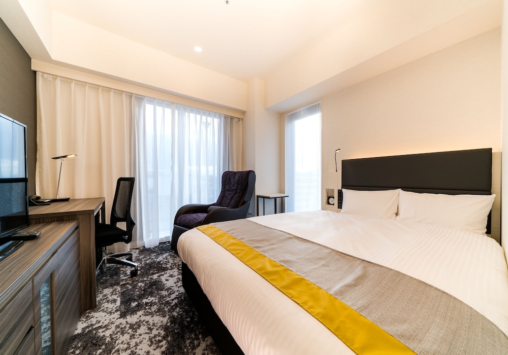 スーペリア ダブルルーム 喫煙可 (2名利用) 客室3 | ダイワロイネットホテル姫路