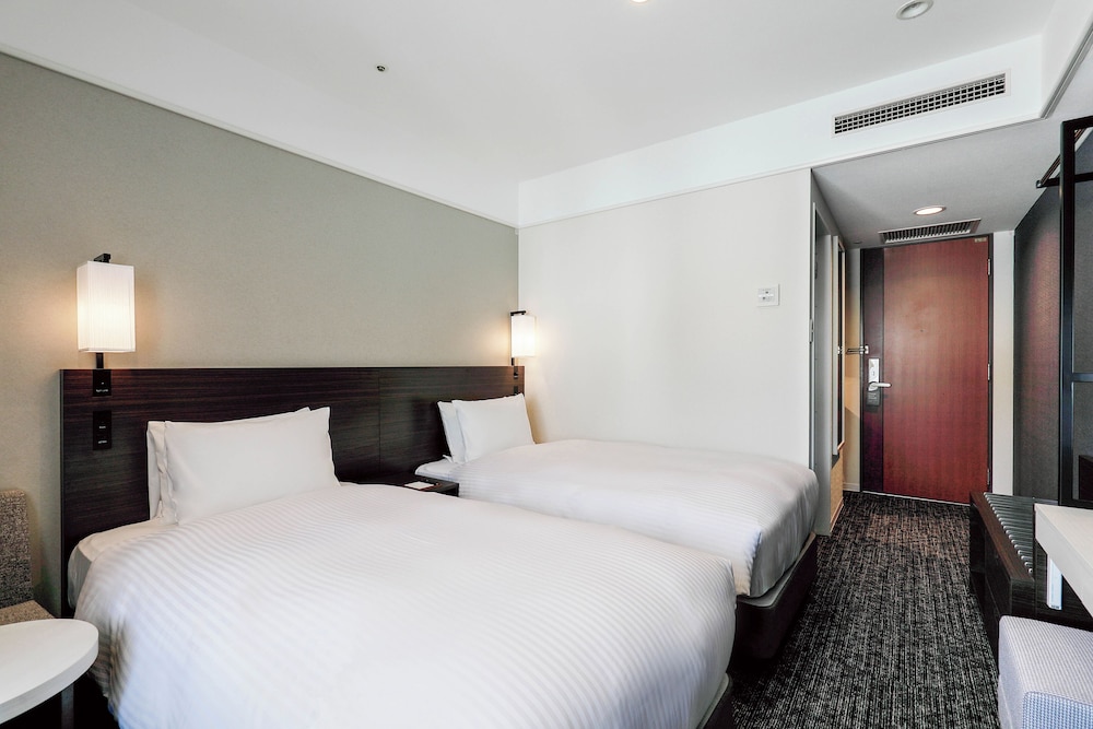 スタンダード ツインルーム 禁煙 | 京都山科 ホテル山楽