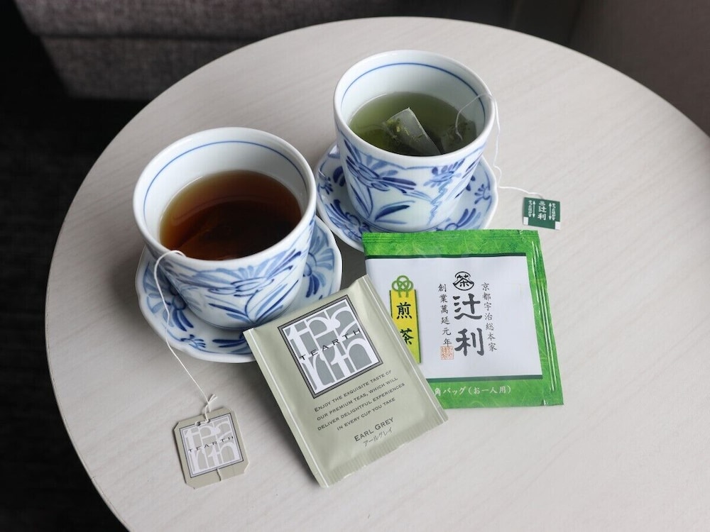 スタンダード ツインルーム 禁煙 客室の設備とサービス1 | 京都山科 ホテル山楽