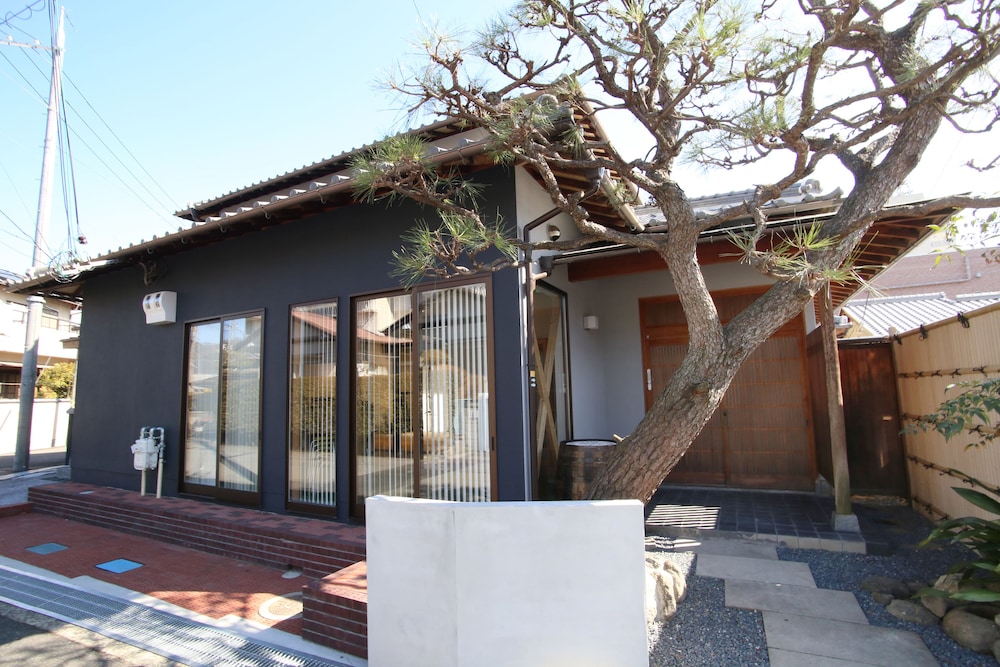 メインイメージ | BOND