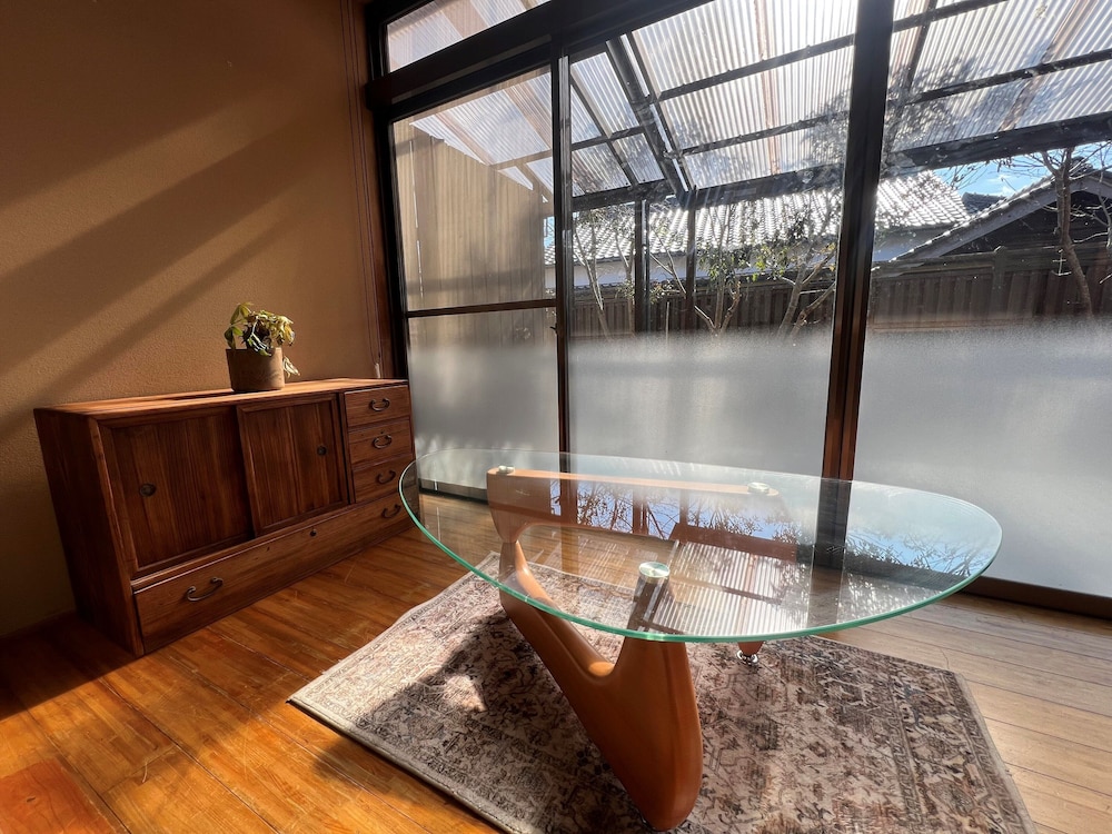 ベーシック ハウス 客室1 | Assiの家