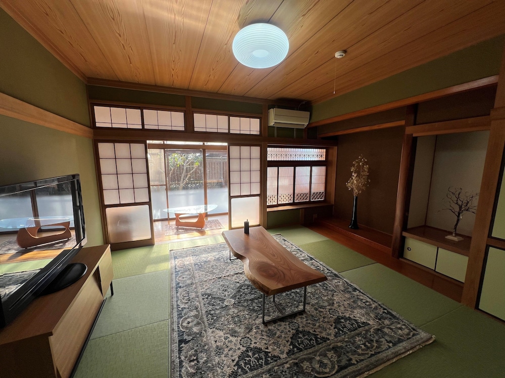 客室1 | Assiの家