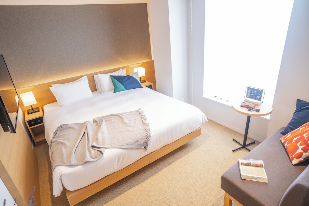 シティ ダブルルーム キングベッド 1 台 禁煙 客室8 | KABIN Koji