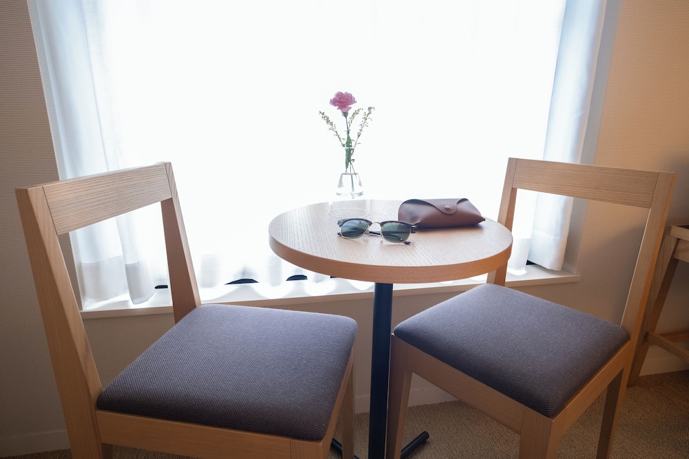 シティ ダブルルーム キングベッド 1 台 禁煙 リビング エリア0 | KABIN Koji