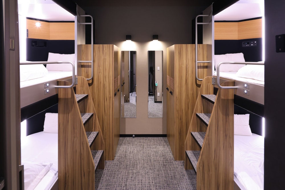 フォースキャビン (男女共用フロア) 禁煙 | global cabin 横浜中華街