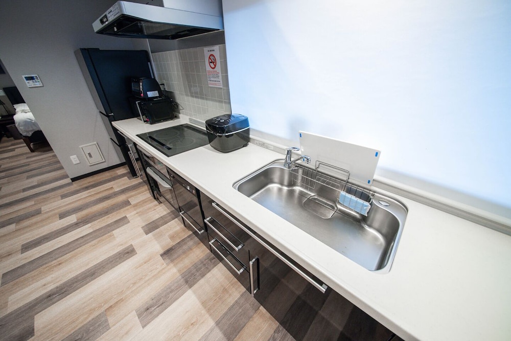 シアターラグジュアリールーム 禁煙 専用キッチン3 | Sapporo Stay Nakajima Park