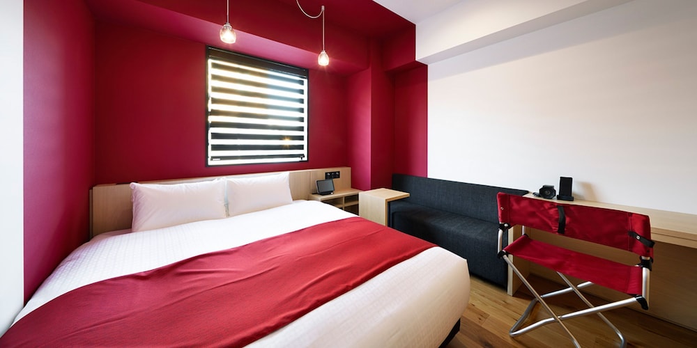 スーペリア ダブルルーム 禁煙 客室4 | ザ・スクエアホテル金沢