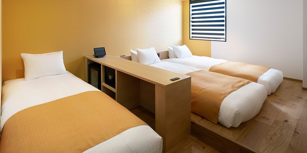 デラックス ツインルーム 禁煙 客室3 | ザ・スクエアホテル金沢