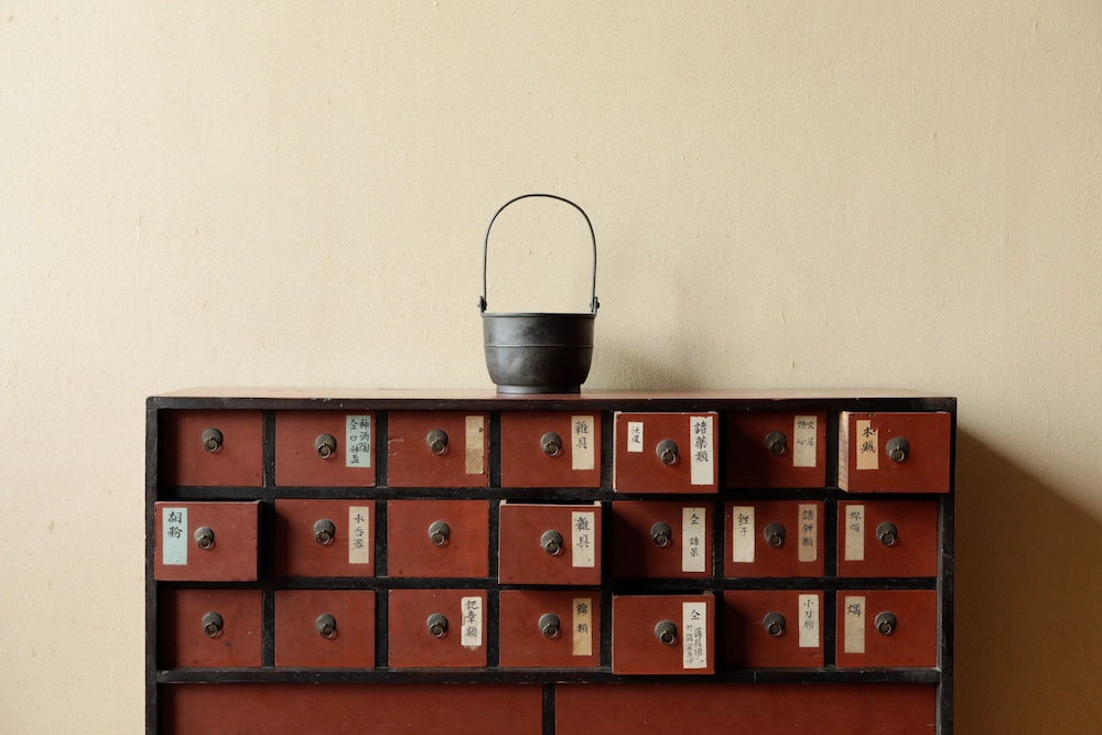 新館205:坪庭ビュー 半露天風呂 デラックス キングベッド 客室3 | そわか SOWAKA