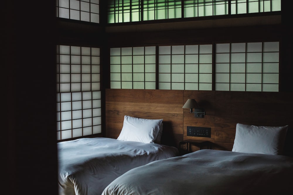 本館106:東山ビュー デラックス ツイン 客室8 | そわか SOWAKA