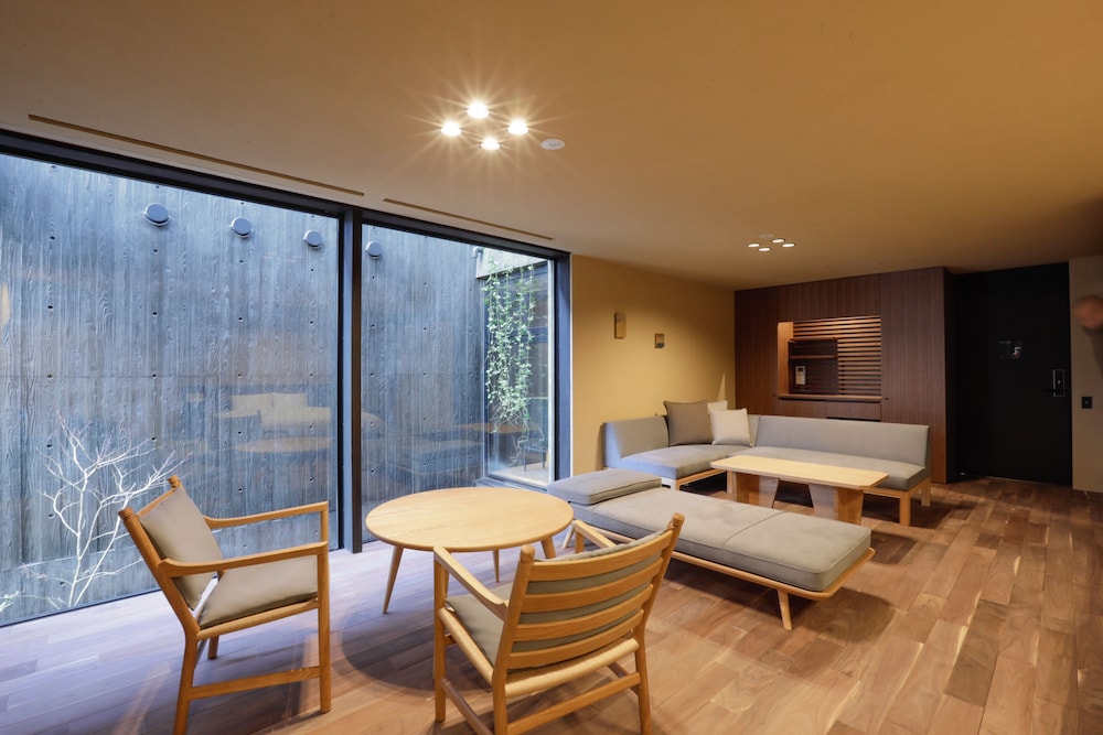 新館204:ガーデンビュー 畳間付 ジュニアスイート | そわか SOWAKA