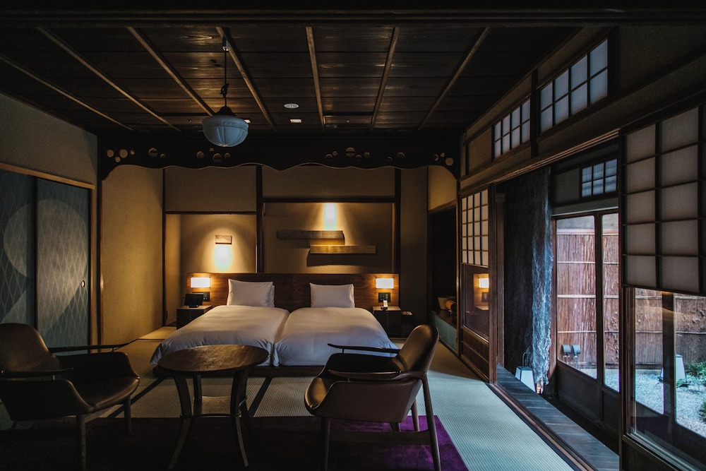 本館102:プライベートガーデン付デラックスハリウッドツイン 客室8 | そわか SOWAKA