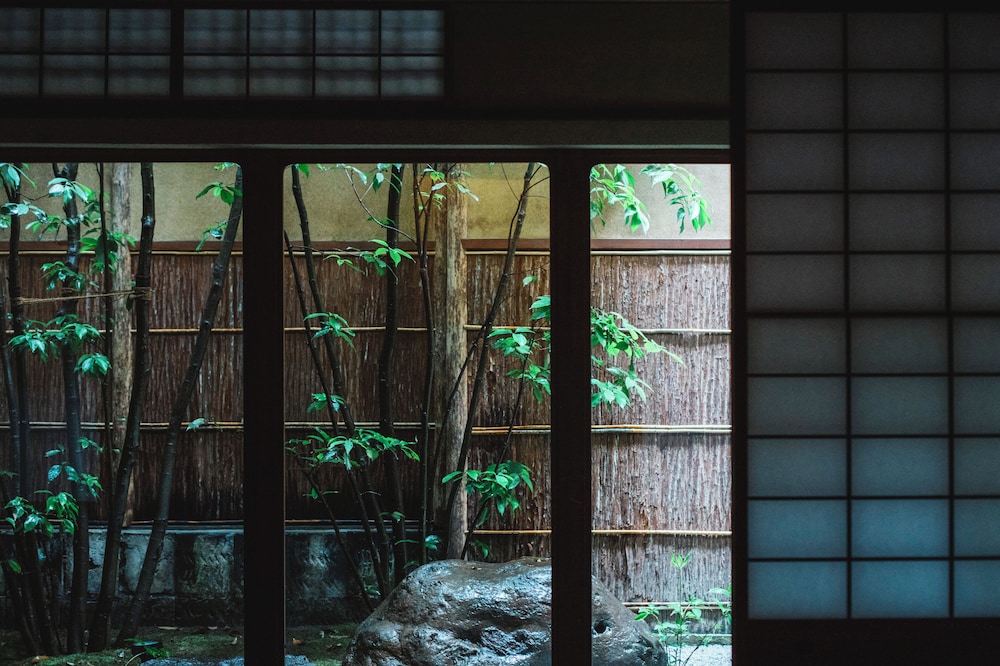 本館102:プライベートガーデン付デラックスハリウッドツイン 客室7 | そわか SOWAKA