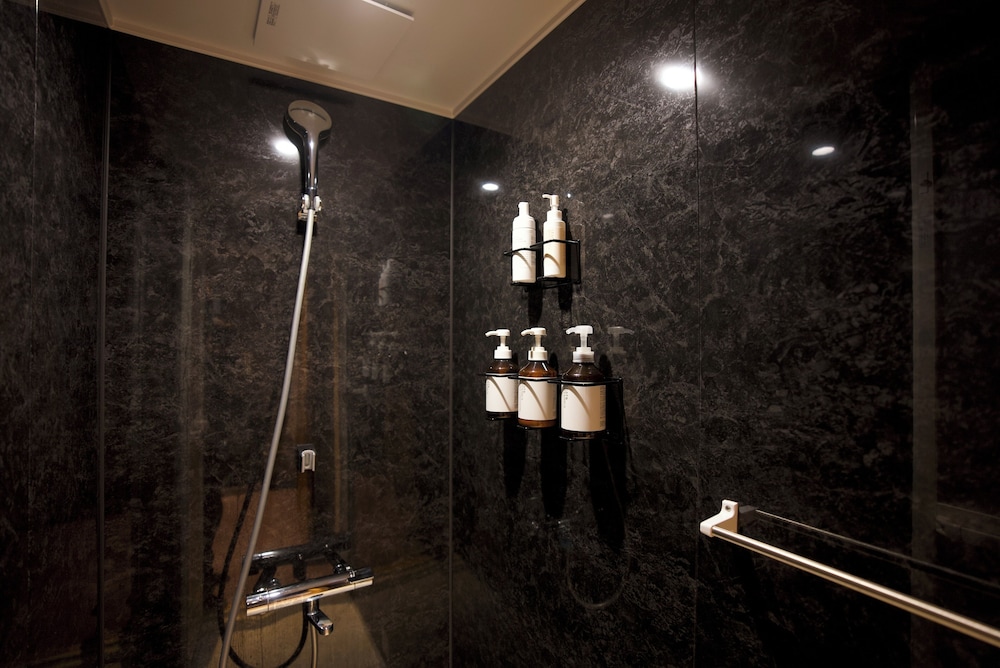 ファミリー アパートメント バスルーム0 | サウナランド浅草