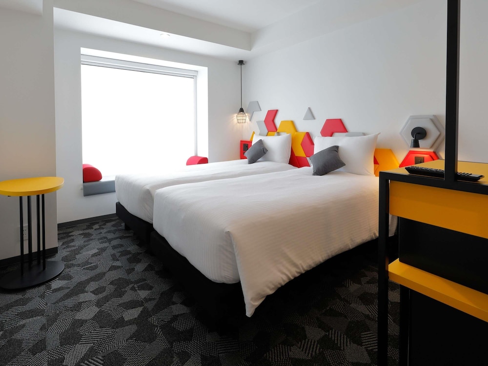 スタンダード ルーム シングルベッド 2 台 | イビススタイルズ東京ベイ