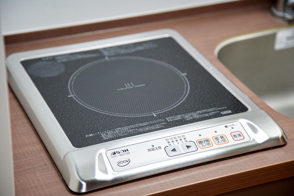 ツインルーム エキストラベッド付 専用簡易キッチン3 | ホテルアマテラス日本橋東