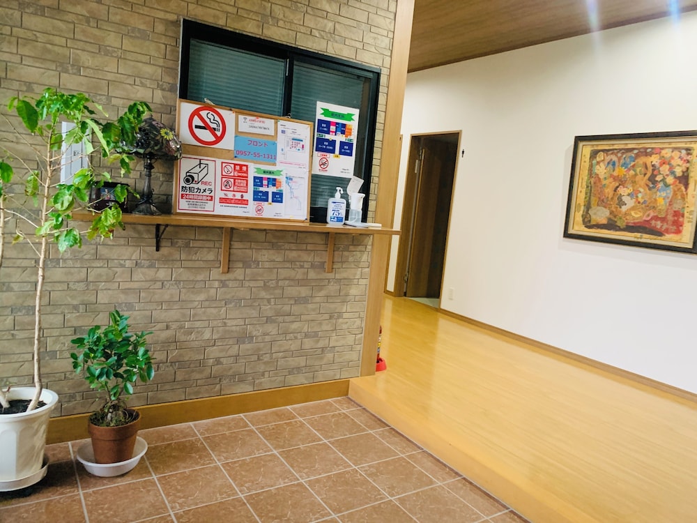 エコノミー 4 人部屋 禁煙 共用バスルーム テラス / パティオ0 | villageBFH - ホステル